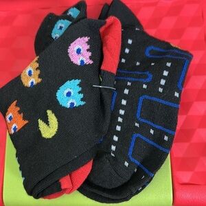 Men's PAC-MAN Retro Arcade Game 1980's Theme Novelty Character Socks - 2 pairs!